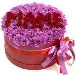 Цветы в коробке Маме